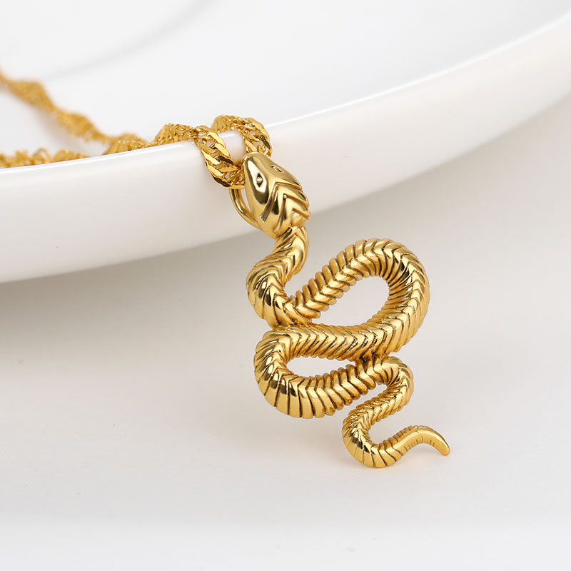 Collier pendentif serpent doré